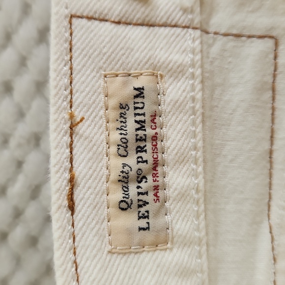 LEVIS 501 '93 SHORTS CUT OFF 7" INSEAM   NEW WITH TAGS OFF WHITE - Picture 8 of 16